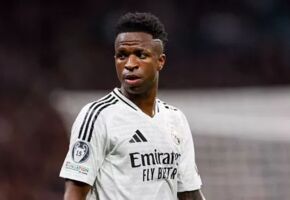 Real Madrid e Vin&iacute;cius J&uacute;nior acertam renova&ccedil;&atilde;o at&eacute; 2032.