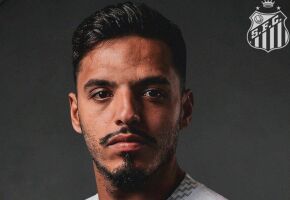 Santos anuncia a contrata&ccedil;&atilde;o de Gabriel Menino.