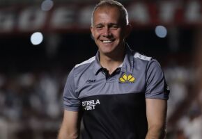 Eduardo Baptista e Sport se aproximam de acordo.