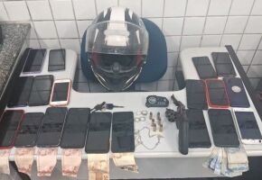 Material apreendido pela PMPE.