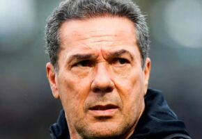 Vanderlei Luxemburgo &eacute; internado com suspeita de infec&ccedil;&atilde;o pulmonar..