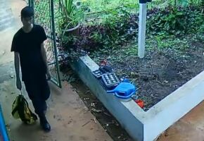 Ex-aluno invade escola com espada e fere professora em Suzano.