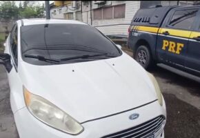 Foragido da justi&ccedil;a de Santa Catarina &eacute; detido pela PRF com carro furtado no Recife.