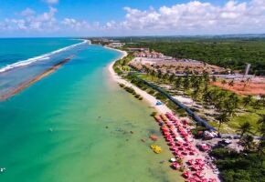 A praia dos Carneiros em Pernambuco &eacute; um verdadeiro para&iacute;so no litoral sul do estado.