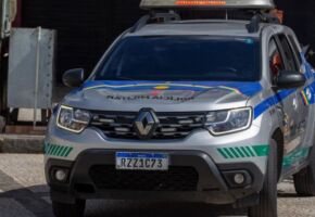 Carro da Pol&iacute;cia Militar de Pernambuco.