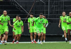 Santa Cruz ter&aacute; duelo dif&iacute;cil dentro de casa.