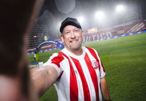 Nick Nurse, t&eacute;cnico de 76ers, nos Aflitos.