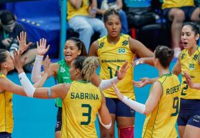 Time do v&ocirc;lei feminino. 