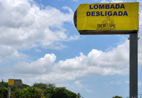 Lombadas eletr&ocirc;nicas desligadas na BR-232 e PE-060