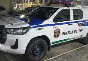 Homem &eacute; preso por tentativa de feminic&iacute;dio ap&oacute;s jogar carro contra ex-esposa no Recife