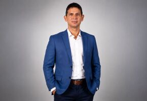 Julio Cesar Pimentel, mestre em Administra&ccedil;&atilde;o pela USP e especialista em gest&atilde;o, marketing e sistemas de informa&ccedil;&atilde;o.