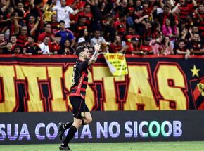 Fabricio Dominguez, volante do Sport. Foto: Paulo Paiva/ Sport Recife.