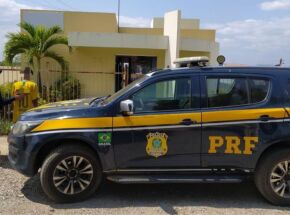 Adolescente é resgatado pela PRF após ser esquecido em posto de combustível