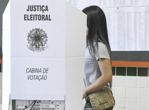 Cabine de vota&ccedil;&atilde;o.