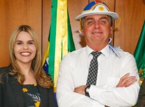 Clarissa T&eacute;rcio e Bolsonaro.