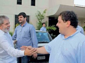 Lula e o Filho Lulinha. 