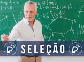 Professor dando aula. 