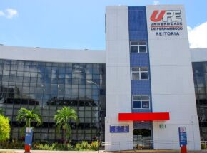 Universidade de Pernambuco (UPE).