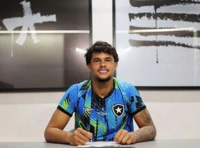 Bruninho Samudio assina com o Botafogo e sonha em Sele&ccedil;&atilde;o Brasileira.