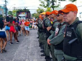Policiais militares de Pernambuco no Carnaval.