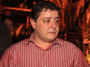 Relat&oacute;rio que envolvia Lulinha e ex-ministros de Lula e Bolsonaro &eacute; rejeitado pela CPMI do INSS 