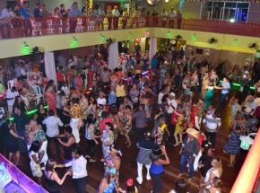 Clube das P&aacute;s completa 138 anos