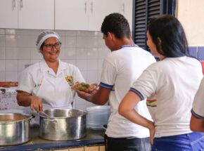 Mudan&ccedil;as seguem as normas e diretrizes do Programa Nacional de Alimenta&ccedil;&atilde;o Escolar (PNAE).