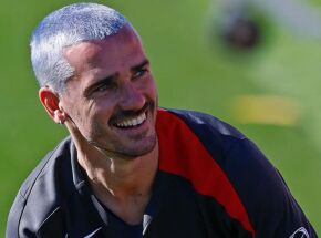 Griezmann sa&iacute;da do Atl&eacute;tico de Madrid.