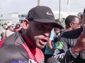 L&iacute;der dos motociclistas que trabalham por aplicativo, Antero Ferreira.