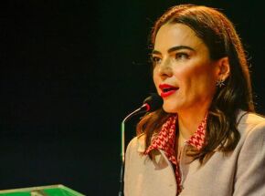 Pol&iacute;cia Federal nomeia delegada para posto de servidor expulso dos EUA