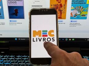 MEC Livros tem acervo ampliado para 25 mil obras nacionais e internacionais