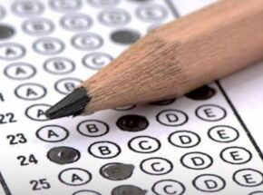 Gabarito de concurso p&uacute;blico.