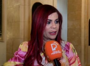 Deputada Gleide &Acirc;ngelo.