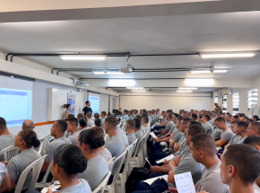 Alunos do Curso da PMPE com especializa&ccedil;&atilde;o em LIBRAS