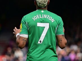 Joelinton &eacute; o &uacute;nico brasileiro na equipe do Newcastle.