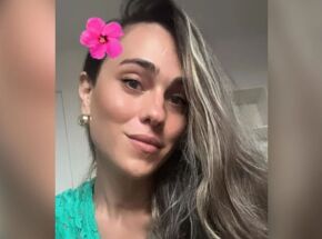 Mulher trans faz TAF. 