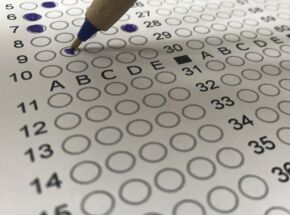 Prova de concurso p&uacute;blico.