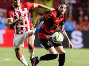 Rivais pernambucanos ligam alerta na S&eacute;rie B.