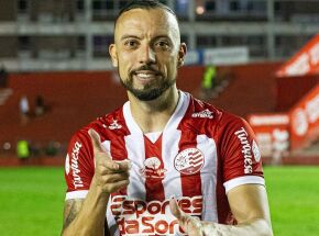 Paulo S&eacute;rgio, atacante do N&aacute;utico 