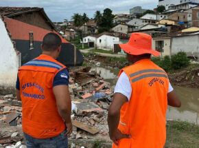 Governo de Pernambuco refor&ccedil;a ajuda humanit&aacute;ria para mais pessoas devido &agrave;s chuvas.