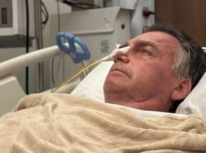 Bolsonaro internado. 