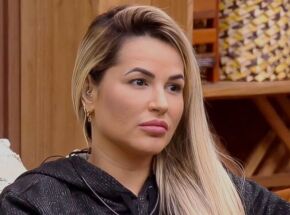Deolane Bezerra.