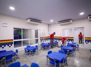 Creche em etapa de finaliza&ccedil;&atilde;o em Petrol&acirc;ndia