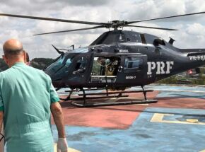 A v&iacute;tima foi levada ao Hospital Miguel Arraes, em Paulista.