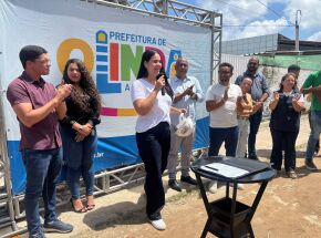 Prefeita Mirella Almeida em solenidade de &iacute;nicio das obras em Sapucaia 