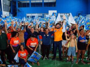 C&eacute;sar Ramos cumprindo agende de campanha. 