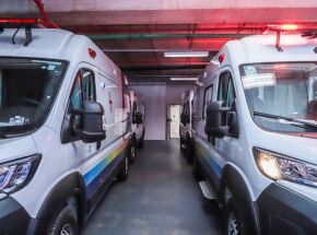 Novas ambul&acirc;ncias para munic&iacute;pios.