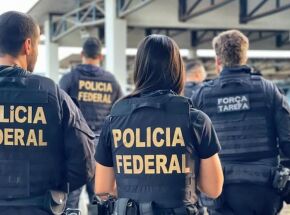 Agentes da Pol&iacute;cia Federal