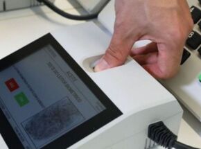 Teste em urna eletr&ocirc;nica.