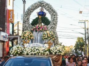 Comunidade de Nossa Senhora Aparecida celebra 25 anos de f&eacute; em Gravat&aacute;.